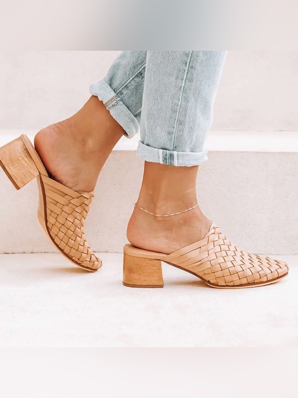 Liberte Bondi Leather Woven tan Mules Wood Heel Size 7 Boho Almond Toe